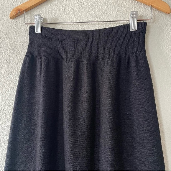 Elegant Vintage High Waisted A-Line Skirt Women’s 8 Black Pull On Elastic Waist - Picture 3 of 9